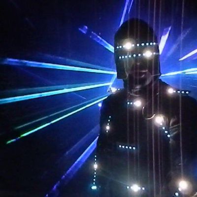 Лазерный Человек ✨ Заказать лазерное шоу на свадьбу ⮕ Днепр - Фото 3