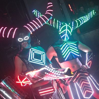Мартин Робот ⚡️ Лазерное шоу ⮕ заказать на вечеринку - Фото 3
